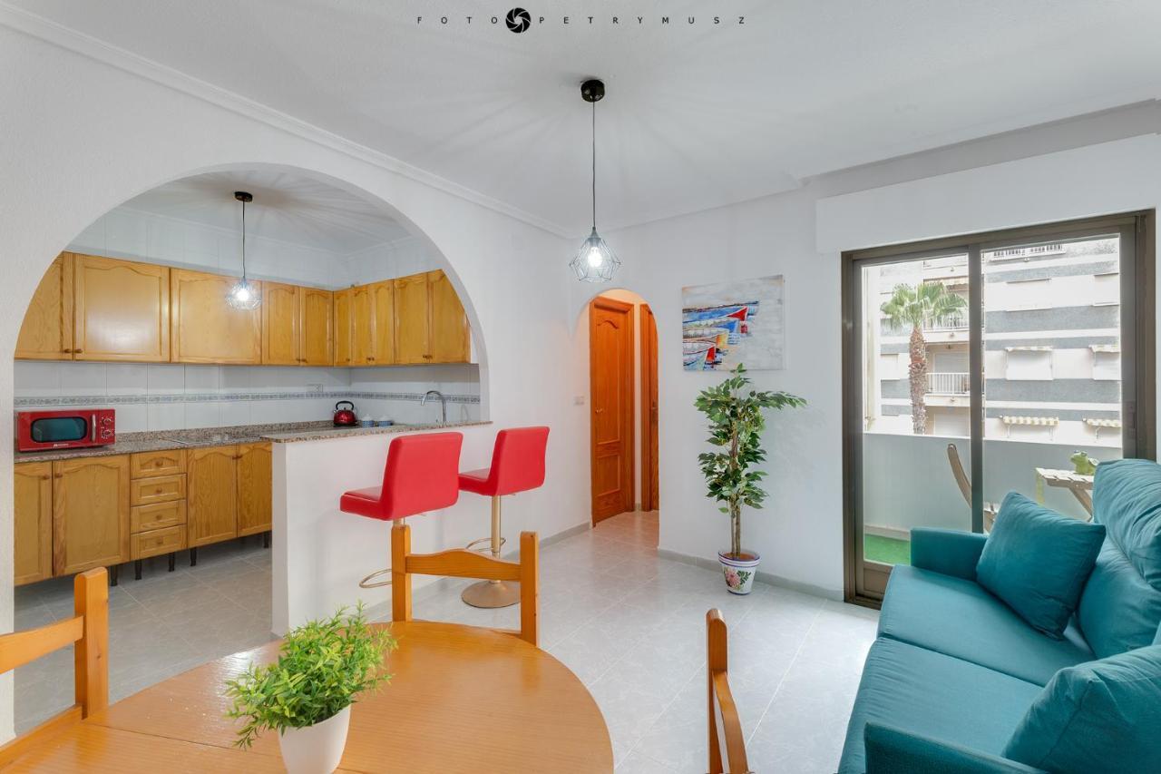 Colorful Apartment Torrevieja Exterior photo